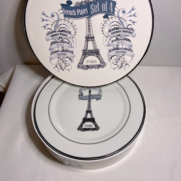 NEW Kiss that Frog French dinner plates - Picture 2 of 5